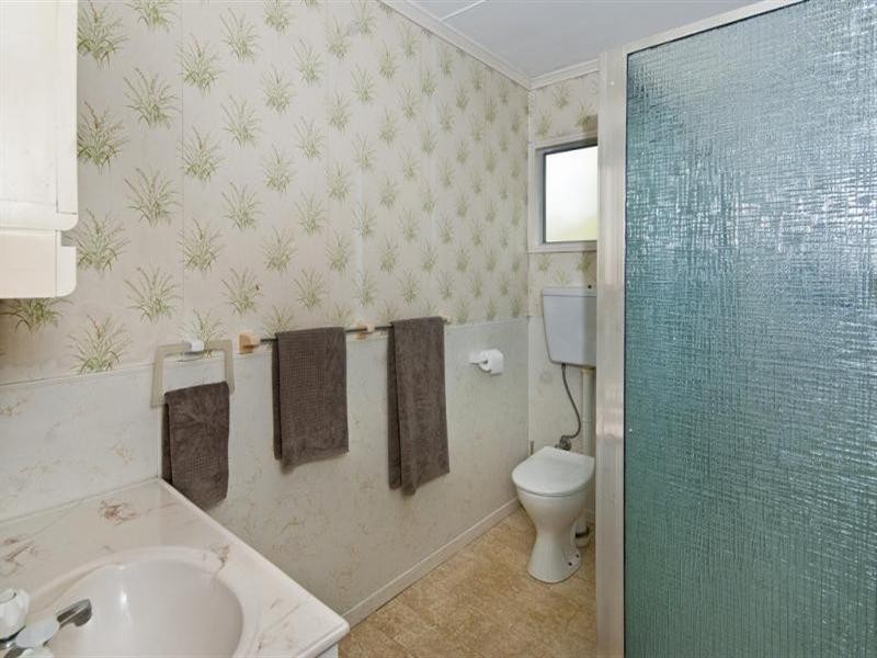 4 Chirn Lane, Labrador QLD 4215