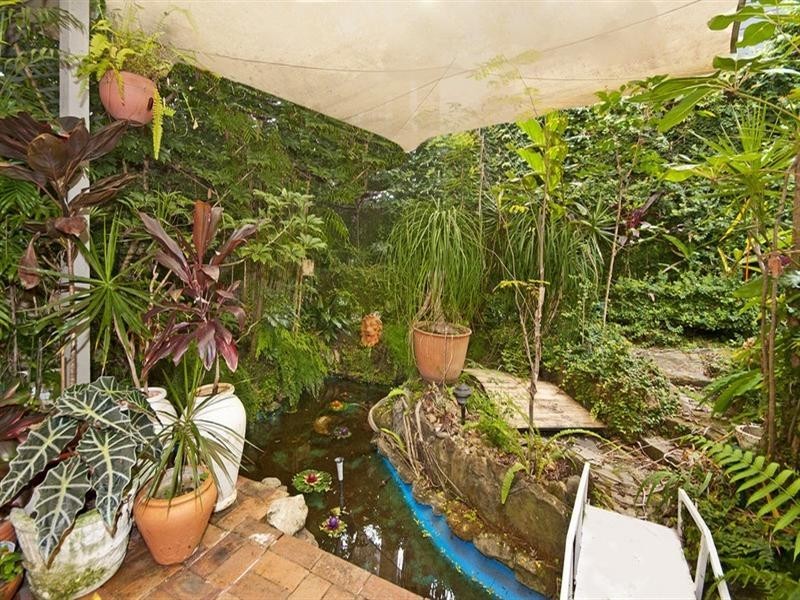 2 Exmouth Court, Elanora QLD 4221