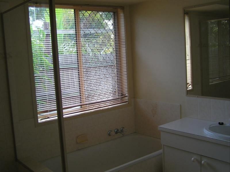 58 Saffron Street, Elanora QLD 4221