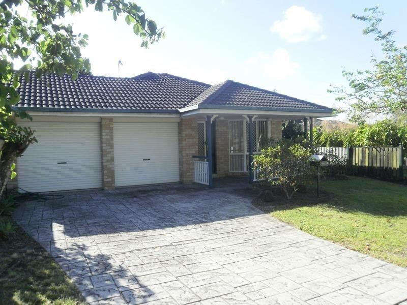 17 Banksiadale Close, Elanora QLD 4221