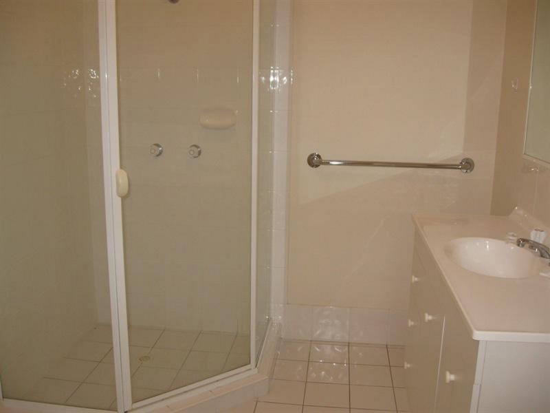 2/1045 Gold Coast Highway, Palm Beach QLD 4221