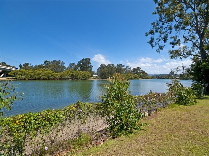 4 Guineas Creek Road, Currumbin Waters QLD 4223