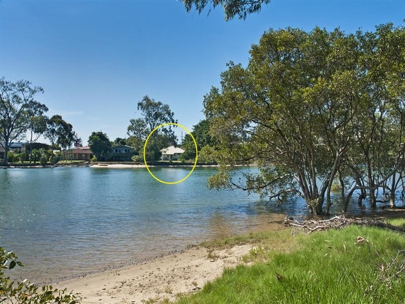 4 Guineas Creek Road, Currumbin Waters QLD 4223
