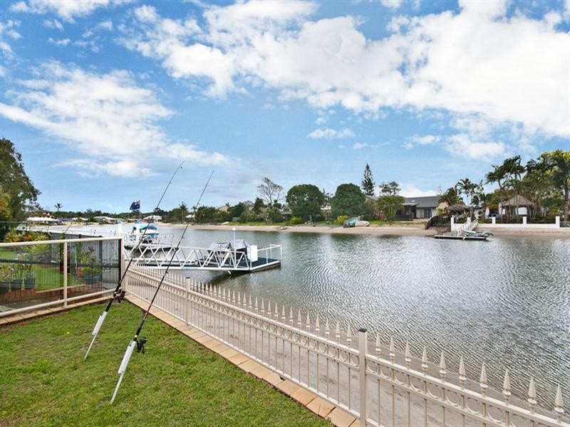 240 Mallawa Drive, Palm Beach QLD 4221