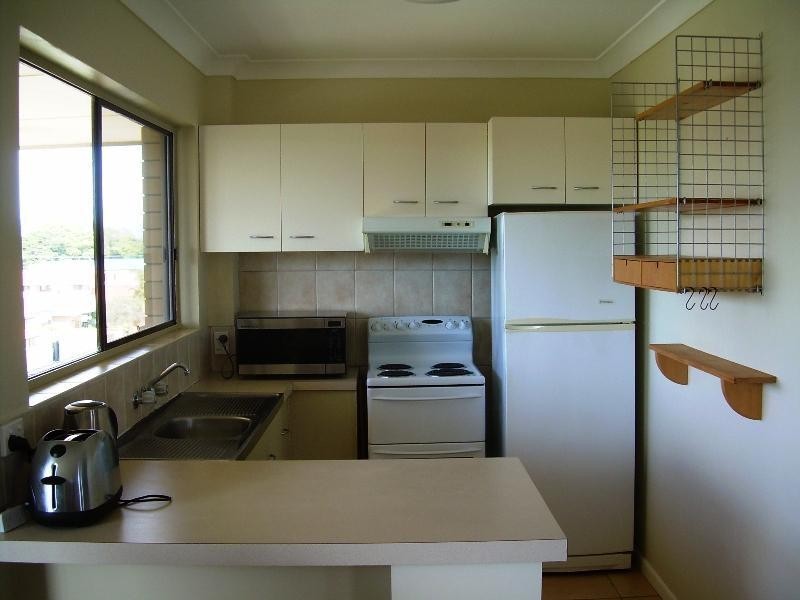 8/19 Twenty Sixth Avenue, Palm Beach QLD 4221