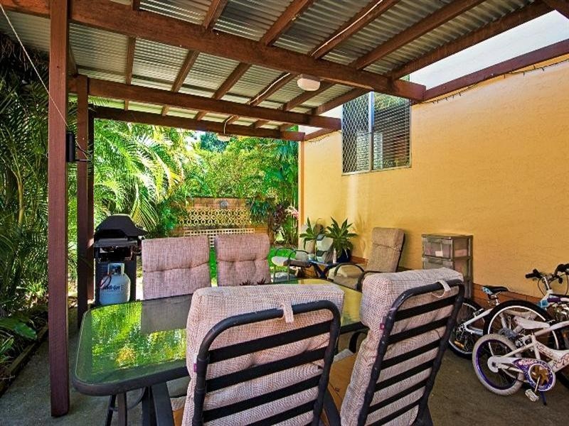5 Celebes Avenue, Palm Beach QLD 4221