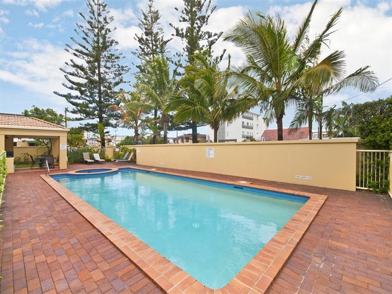 30/1198 Gold Coast Highway, Palm Beach QLD 4221
