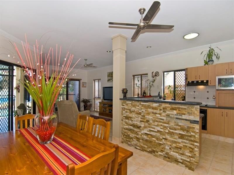 18 Fourteenth Avenue, Palm Beach QLD 4221