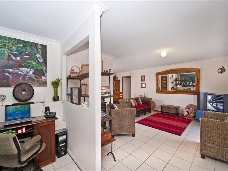 2 Japonica Drive, Palm Beach QLD 4221