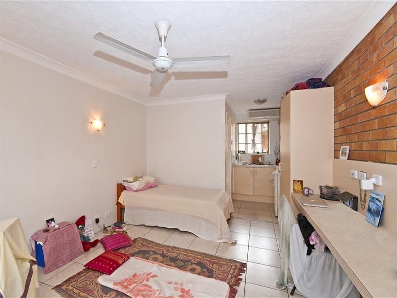 11/1072 Gold Coast Highway, Palm Beach QLD 4221