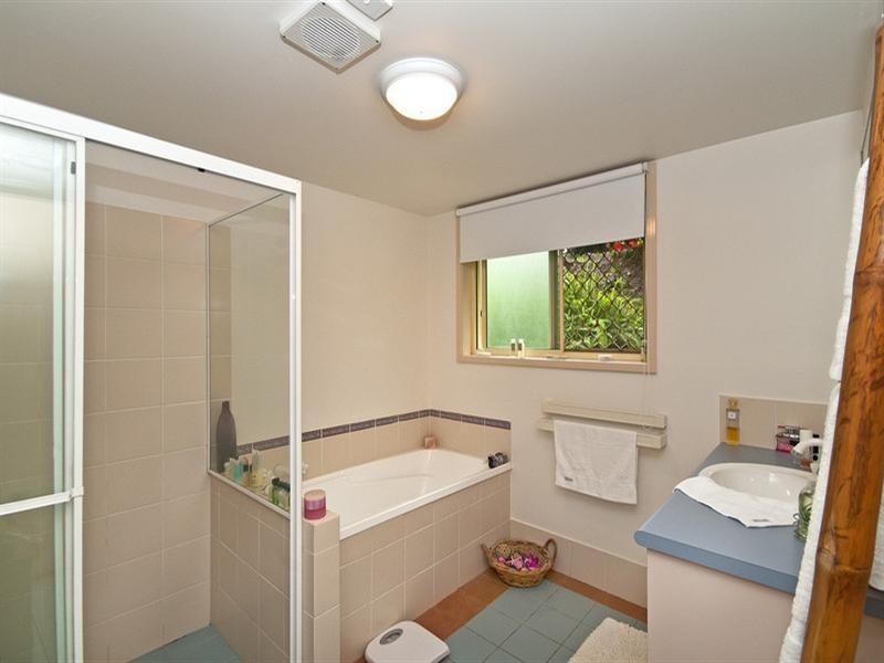 18/232 Guineas Creek Road, Elanora QLD 4221