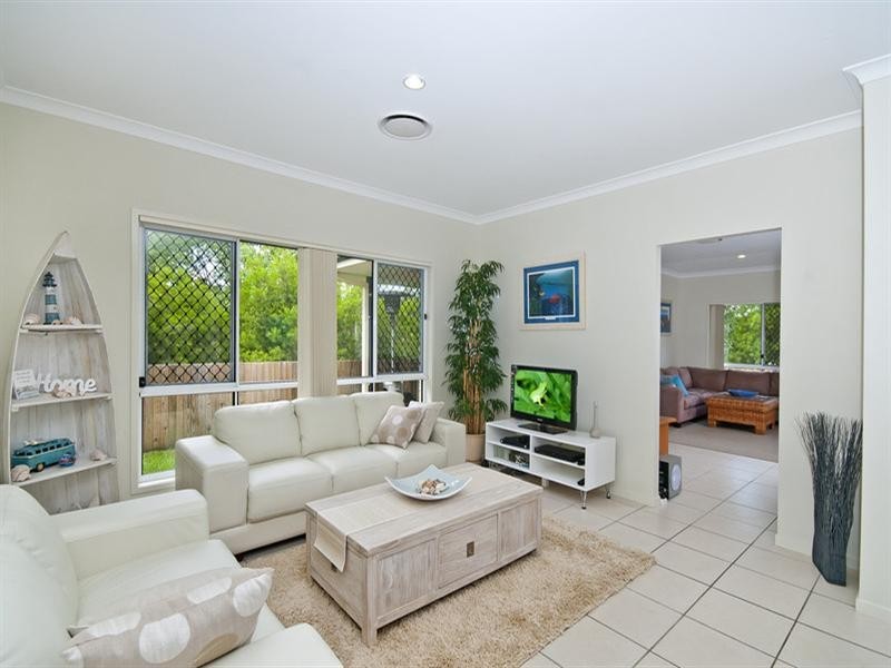 25 Antonson Crescent, Mudgeeraba QLD 4213