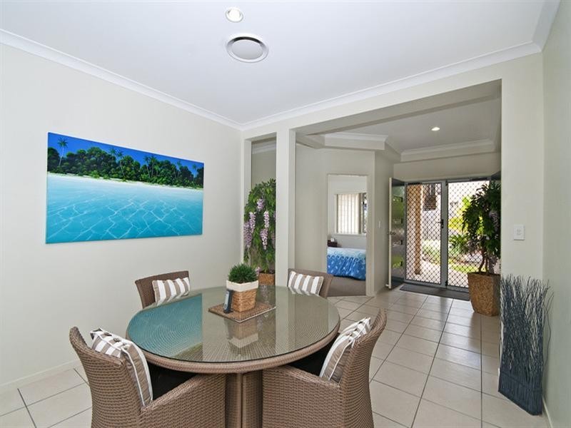 25 Antonson Crescent, Mudgeeraba QLD 4213