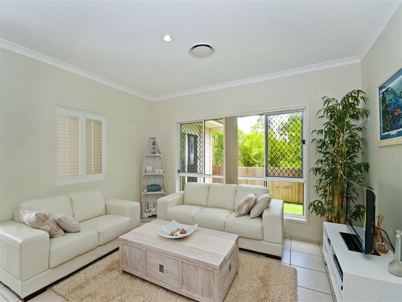 25 Antonson Crescent, Mudgeeraba QLD 4213