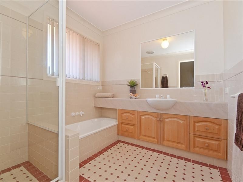 1/46 Tallebudgera Drive, Palm Beach QLD 4221