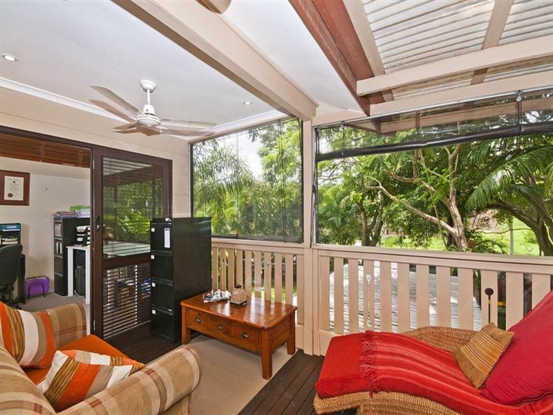 12 Regent Street, Currumbin QLD 4223