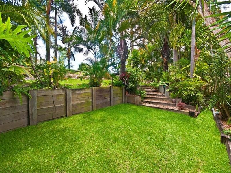 12 Regent Street, Currumbin QLD 4223