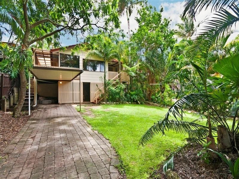 12 Regent Street, Currumbin QLD 4223