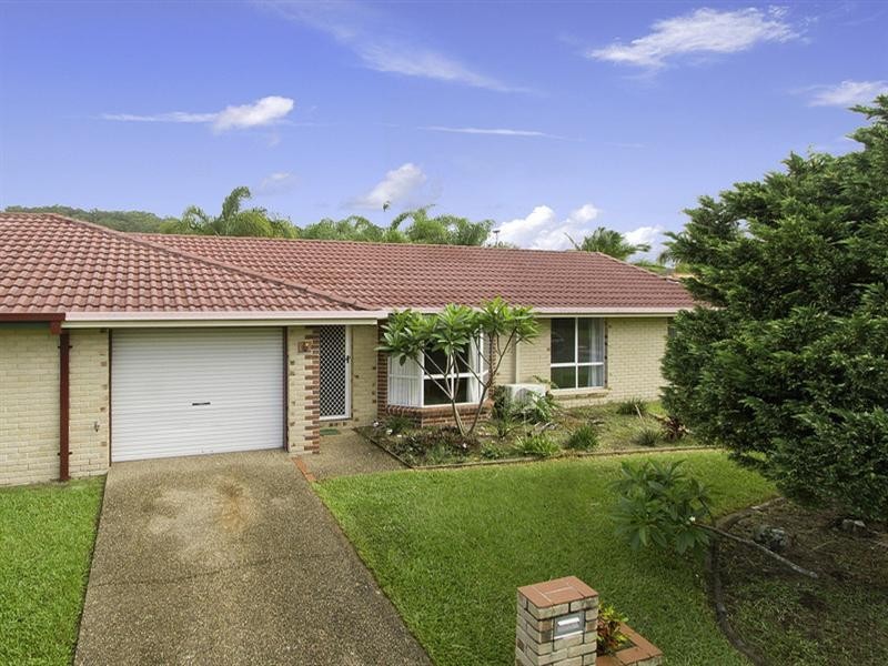 2/92 Bienvenue Drive, Currumbin Waters QLD 4223