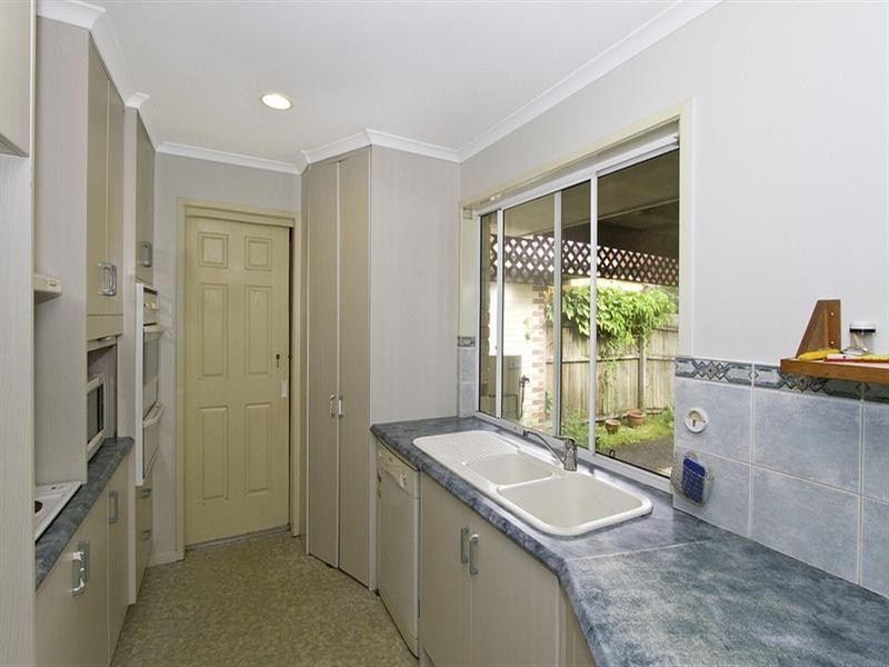 2/92 Bienvenue Drive, Currumbin Waters QLD 4223