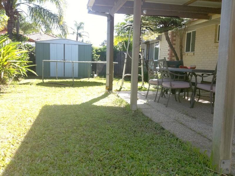 2/92 Bienvenue Drive, Currumbin Waters QLD 4223