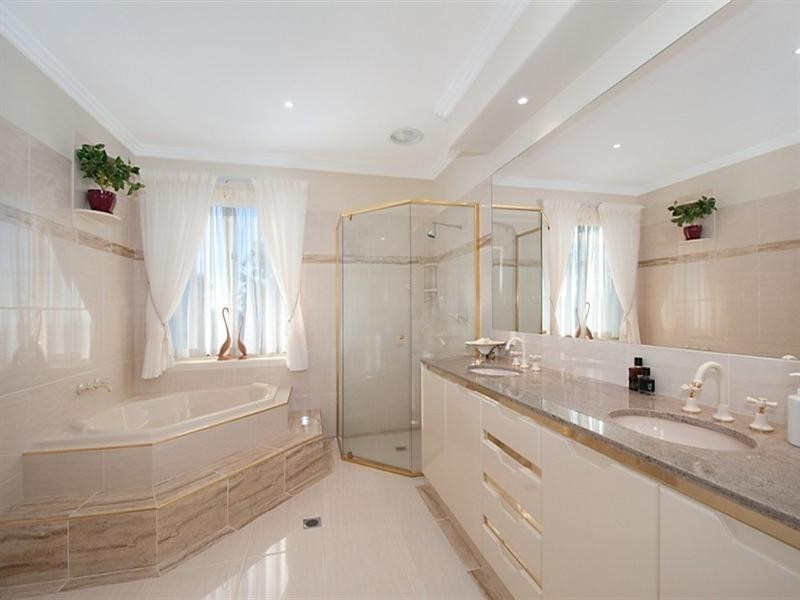 23 Red Oak Drive, Tallai QLD 4213