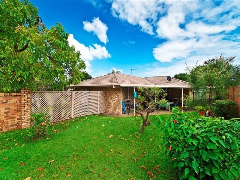 1 Roker Drive, Currumbin Waters QLD 4223