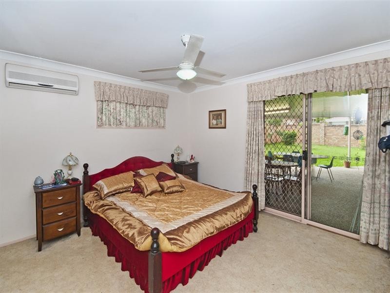 1 Roker Drive, Currumbin Waters QLD 4223