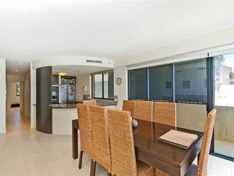 2/1285 Gold Coast Highway, Palm Beach QLD 4221