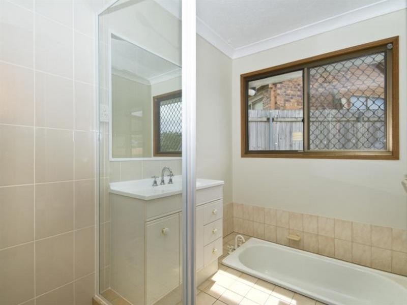 35 Ware Drive, Currumbin Waters QLD 4223