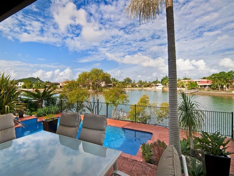 118 Tallebudgera Drive, Palm Beach QLD 4221