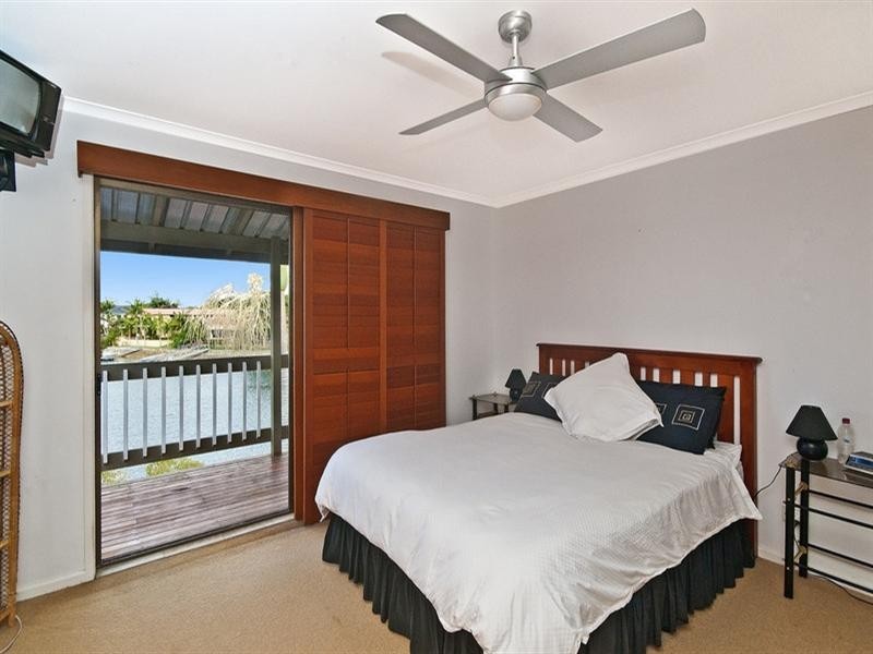 118 Tallebudgera Drive, Palm Beach QLD 4221