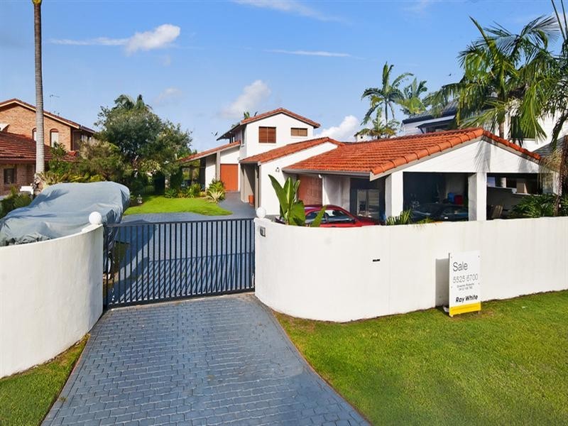 118 Tallebudgera Drive, Palm Beach QLD 4221