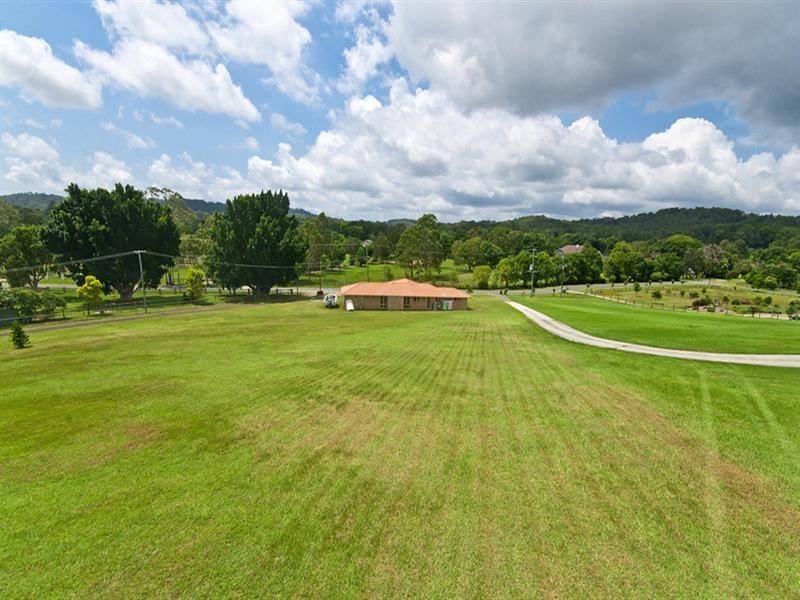 74 Andrews Road, Tallebudgera QLD 4228