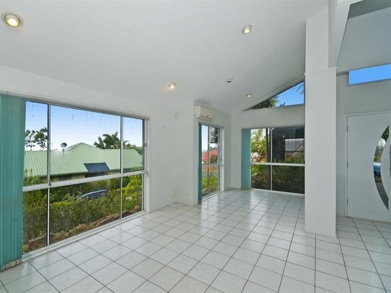 45 Doubleview Drive, Elanora QLD 4221