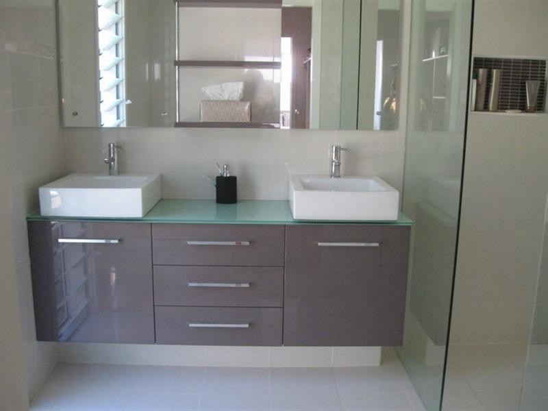 27 Sawtell Drive, Currumbin Waters QLD 4223