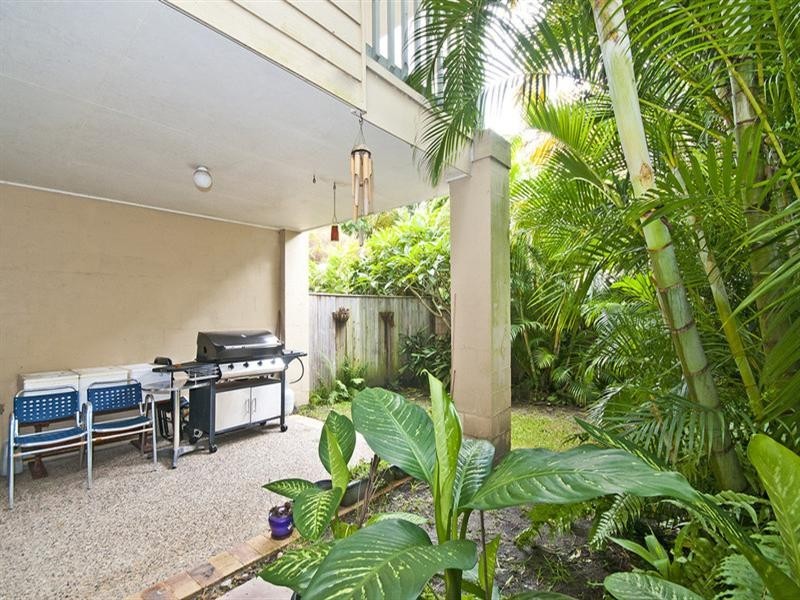 2/283 Nineteenth Avenue, Elanora QLD 4221