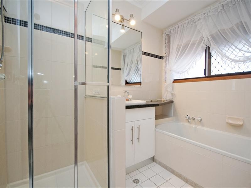 30/6 Galleon Way, Currumbin Waters QLD 4223