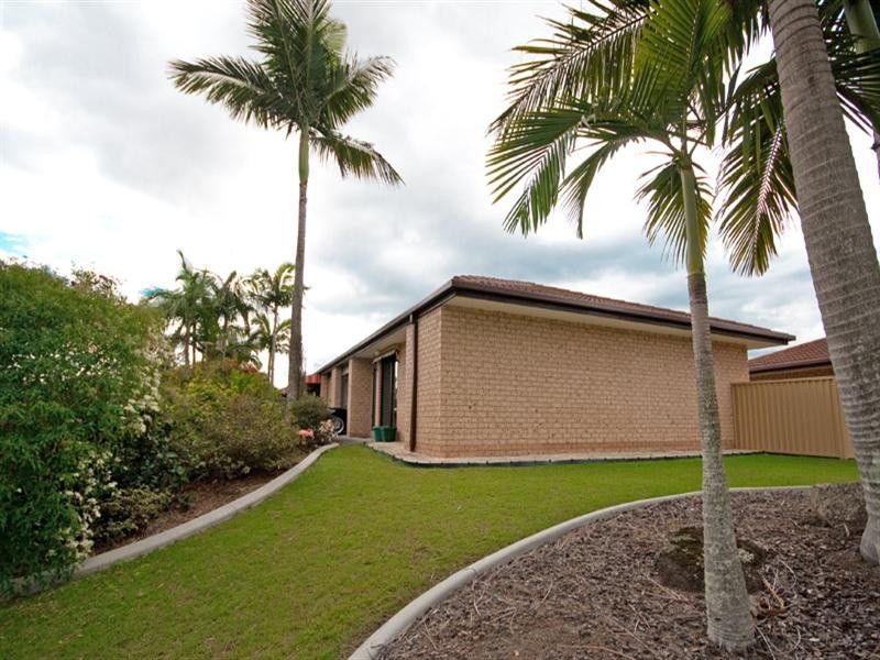 30/6 Galleon Way, Currumbin Waters QLD 4223