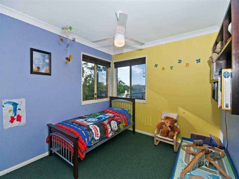 15 Laurina Court, Elanora QLD 4221