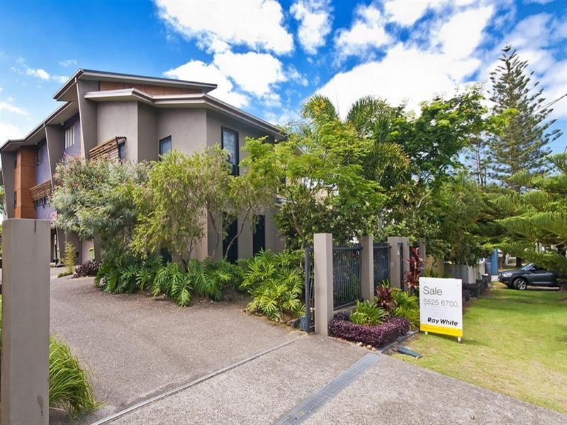 2/15 TwentySecond Avenue, Palm Beach QLD 4221