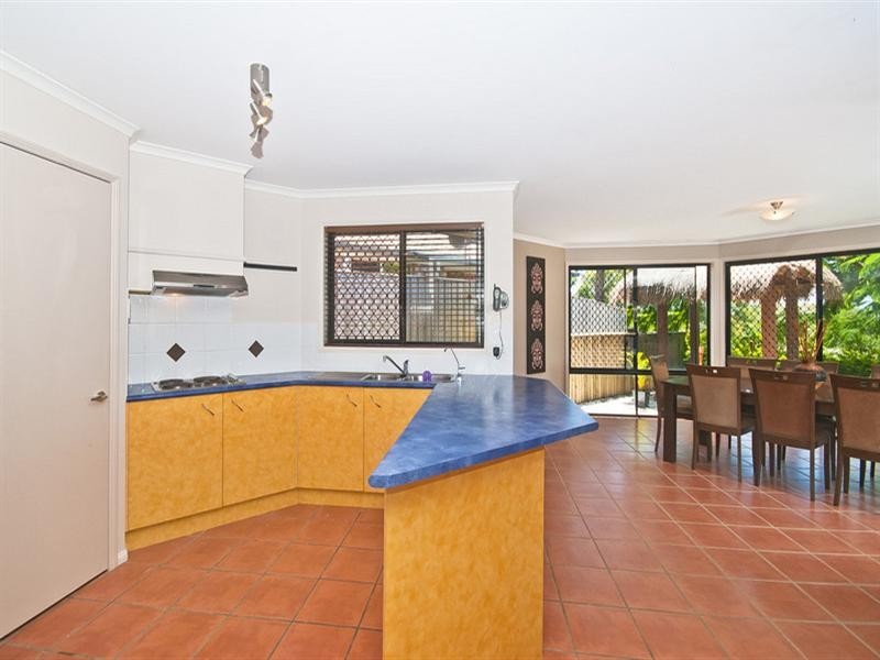 5 Casey Close, Currumbin Waters QLD 4223