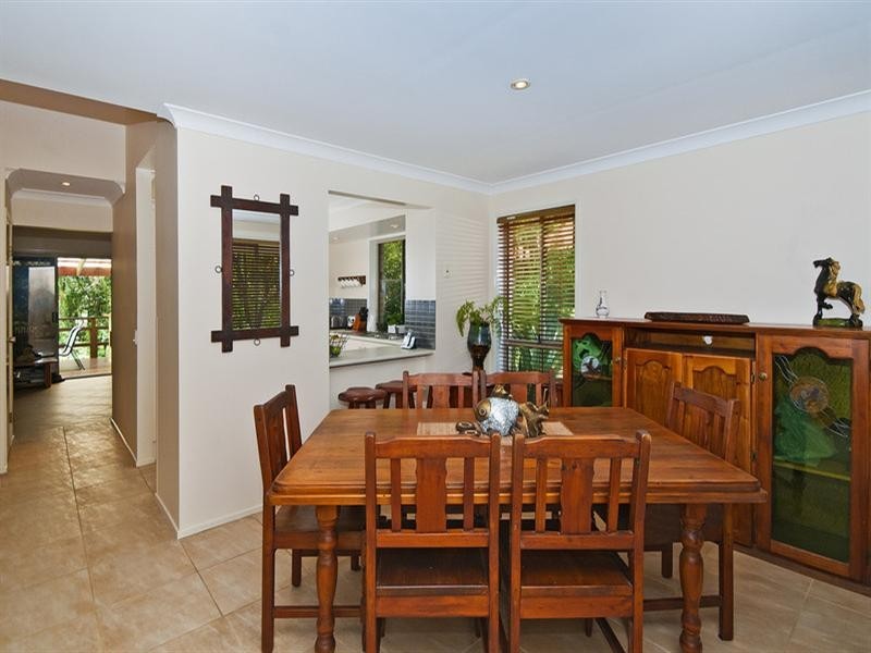 29 Cosmos Court, Elanora QLD 4221