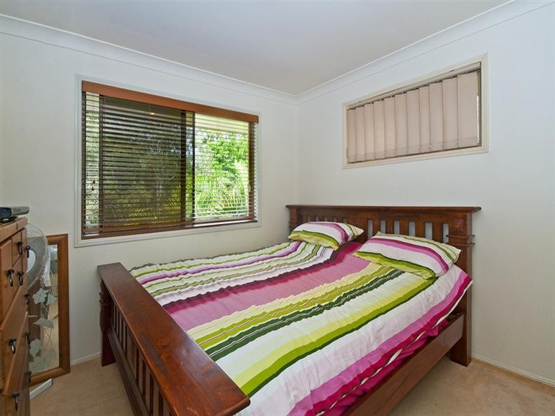 29 Cosmos Court, Elanora QLD 4221