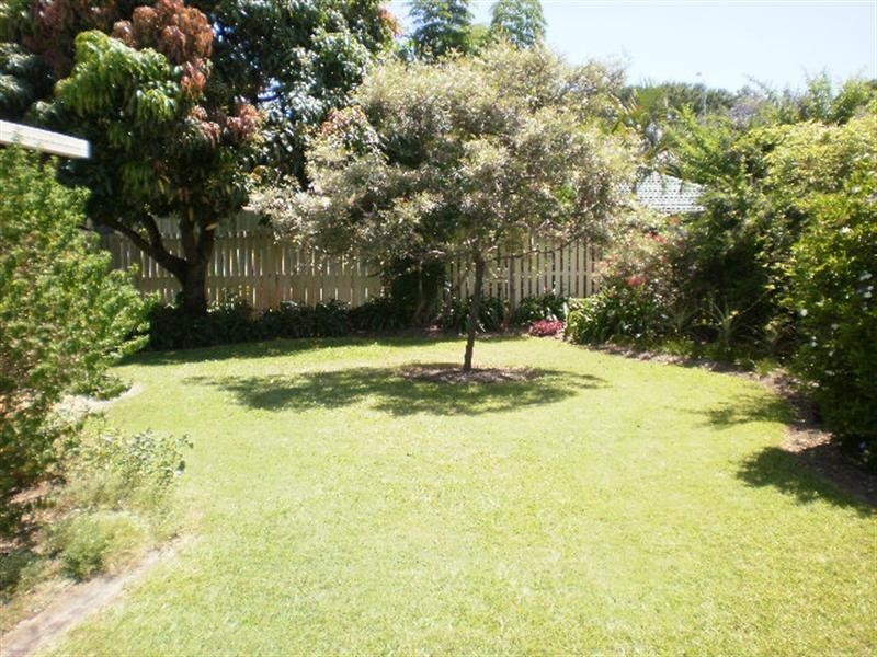 7 Holbrook Way, Elanora QLD 4221