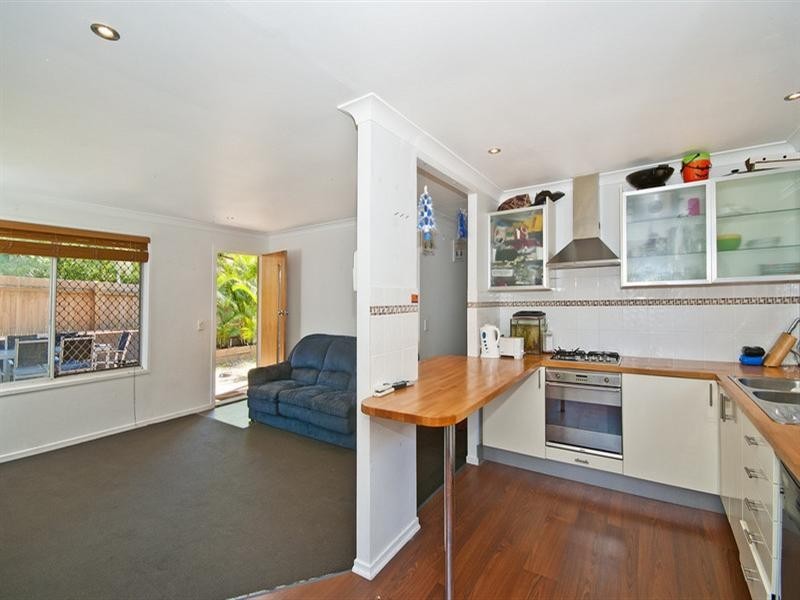 1 Brier Crescent, Varsity Lakes QLD 4227