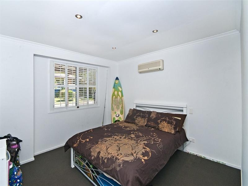 1 Brier Crescent, Varsity Lakes QLD 4227