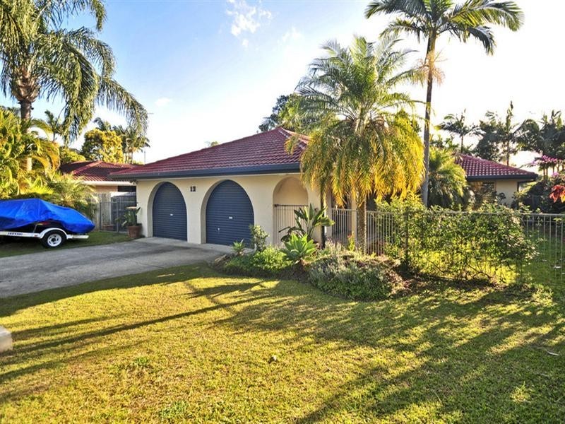 12 Darnel Street, Elanora QLD 4221