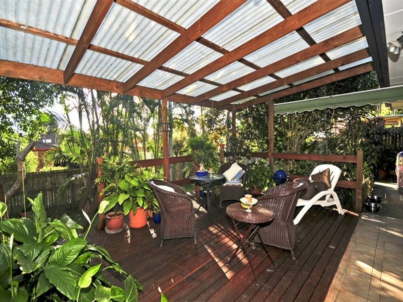 12 Darnel Street, Elanora QLD 4221