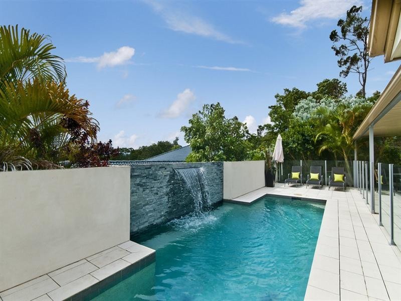 27 Forest Drive, Elanora QLD 4221